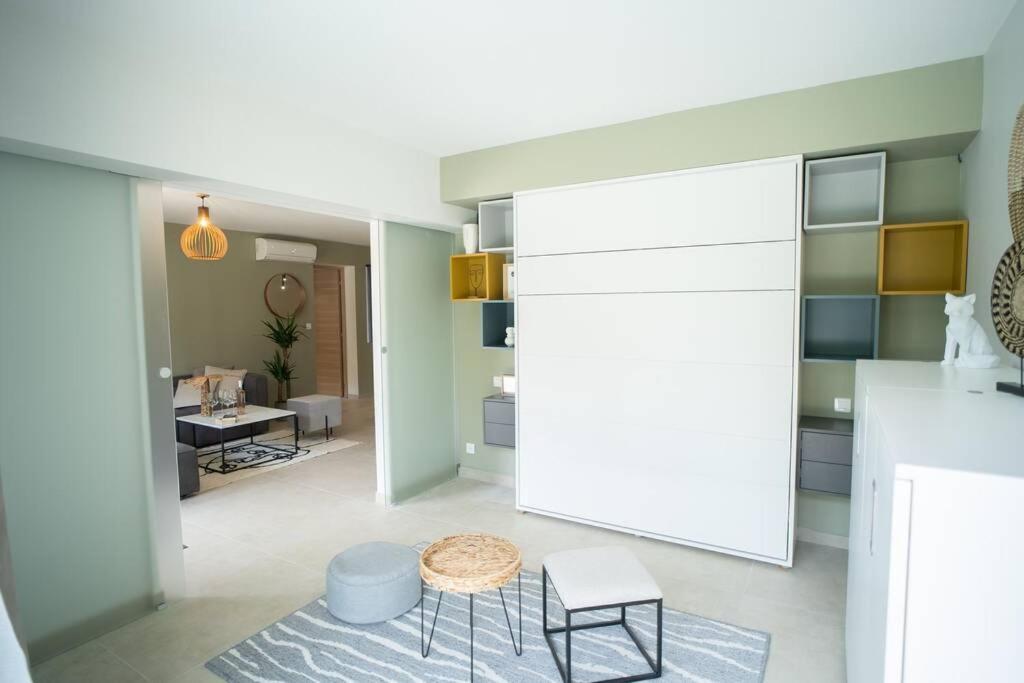 Rez De Villa De Charme-Piscine-3 Chambres 6 Pers Сен-Рафаэль Экстерьер фото